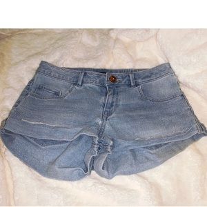 H&M’s Light Blue Jean Shorts